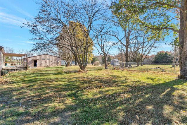 208 Carter Road, Sparta, MO 65753