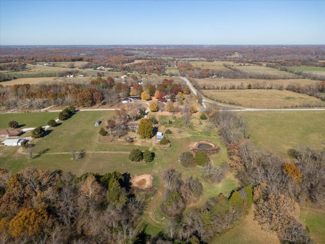 208 Carter Road, Sparta, MO 65753