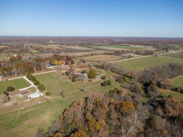 208 Carter Road, Sparta, MO 65753