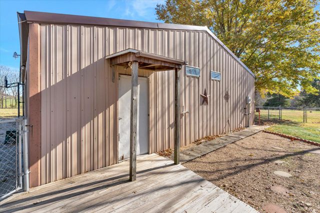 208 Carter Road, Sparta, MO 65753