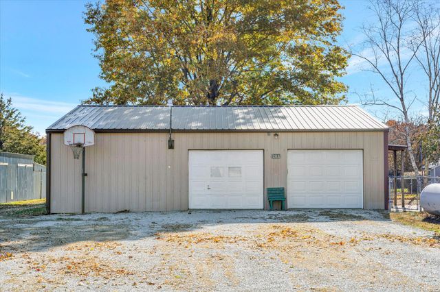 208 Carter Road, Sparta, MO 65753