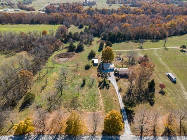 208 Carter Road, Sparta, MO 65753