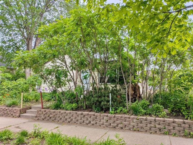 1515 California Street NE, Minneapolis, MN 55413