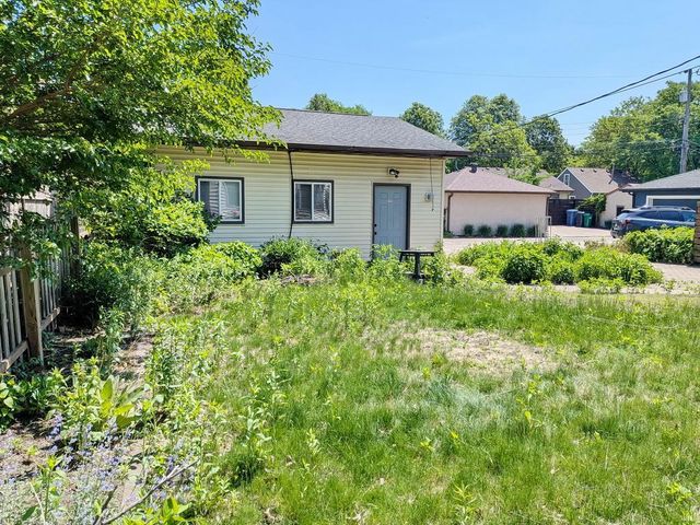 1515 California Street NE, Minneapolis, MN 55413