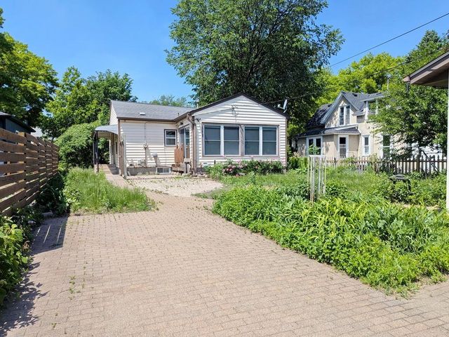 1515 California Street NE, Minneapolis, MN 55413