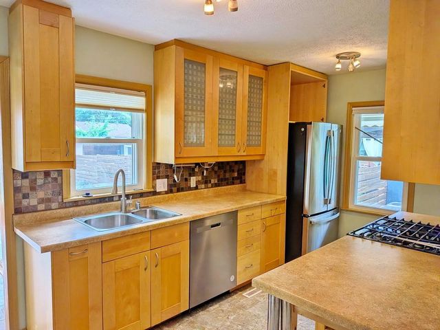1515 California Street NE, Minneapolis, MN 55413