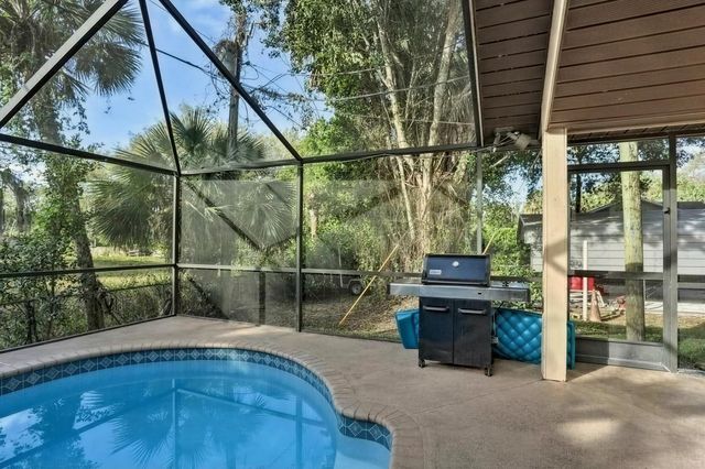522 SW Timber Trail, Stuart, FL 34997