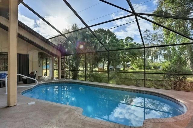 522 SW Timber Trail, Stuart, FL 34997