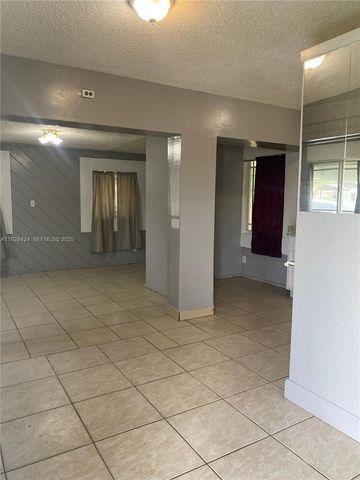 172 NW 29th Avenue, Fort Lauderdale, FL 33311