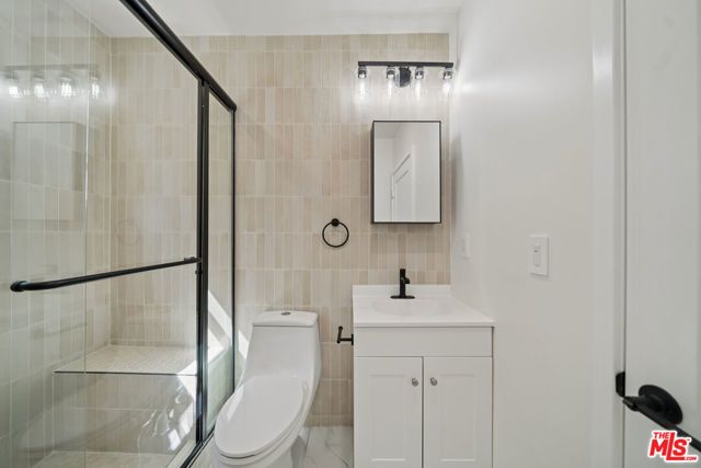 1027 N Gardener, West Hollywood, CA 90046