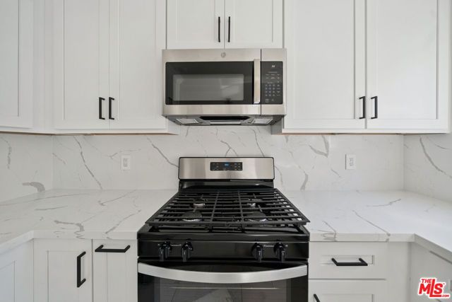 1027 N Gardener, West Hollywood, CA 90046