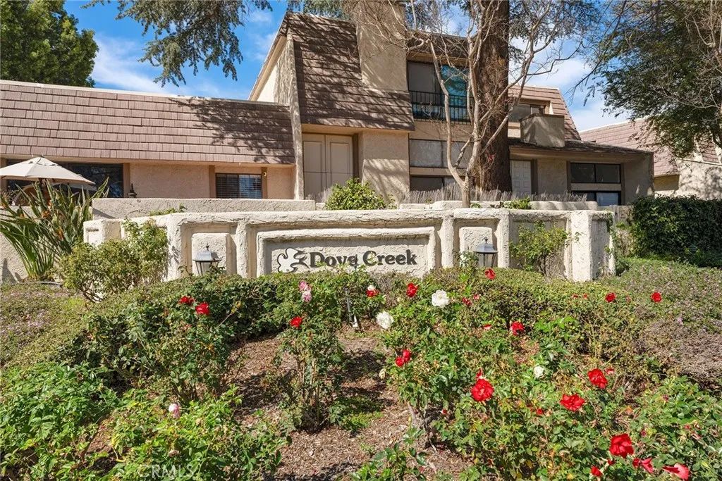 6121 Shoup Avenue 23, Woodland Hills, CA 91367