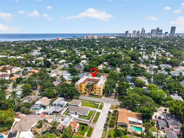 210 22ND AVENUE NE 12, St Petersburg, FL 33704