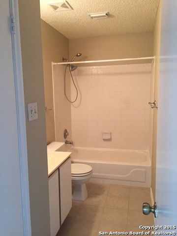 9003 MOUNTAIN FIELD DR, San Antonio, TX 78240