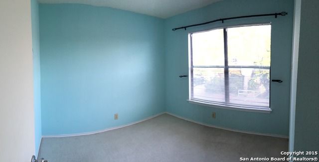 9003 MOUNTAIN FIELD DR, San Antonio, TX 78240