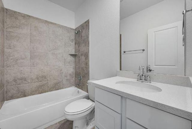 14124 Axel Johanson DR, Del Valle, TX 78617