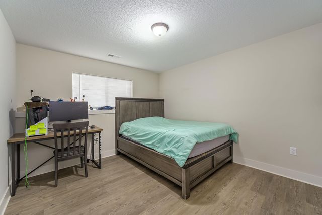 5304 W 46th St S, Wichita, KS 67215