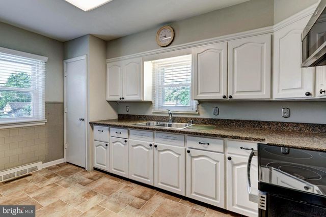 428 MAPLE AVE, Westminster, MD 21157