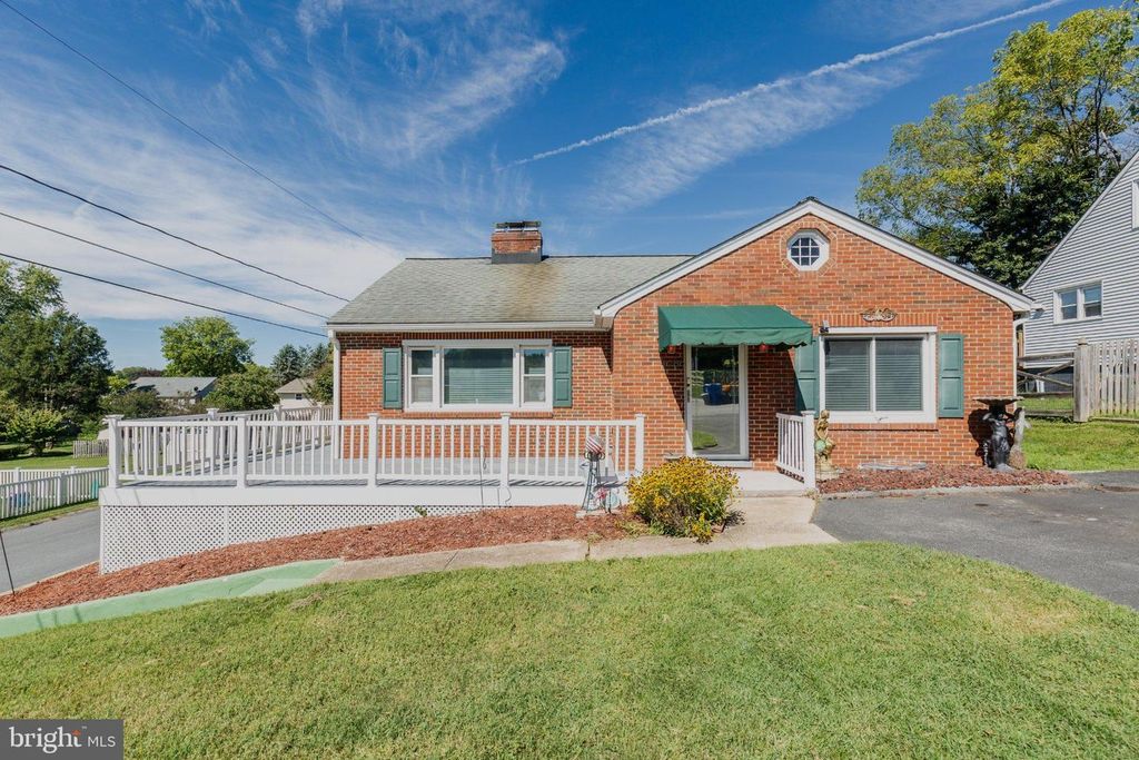 428 MAPLE AVE, Westminster, MD 21157