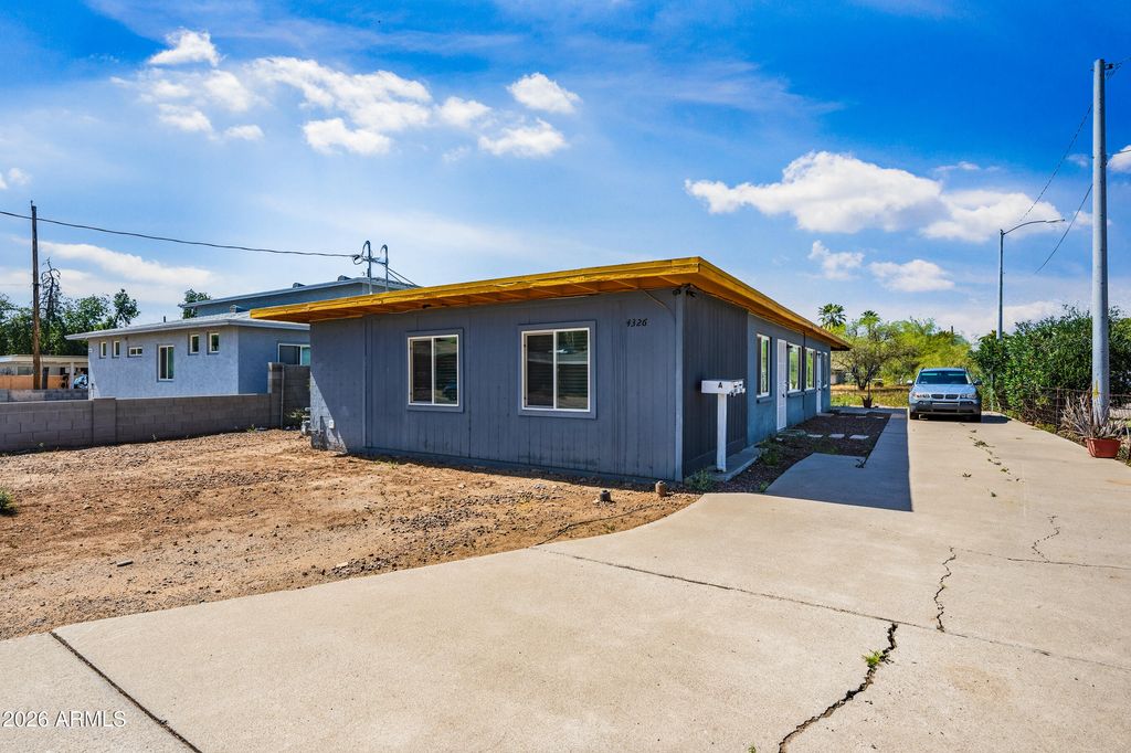 4326 N 13TH Place B, Phoenix, AZ 85014