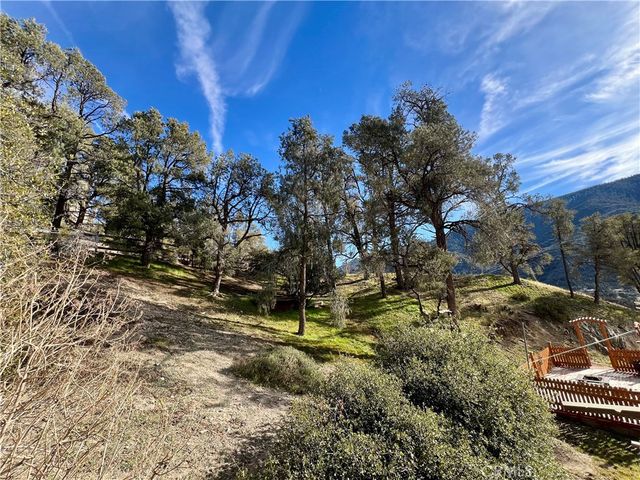 928 Elm, Frazier Park, CA 93225