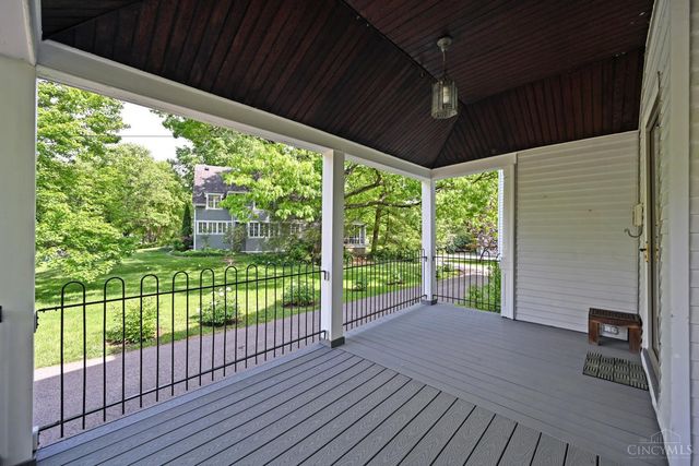35 Walnut Avenue, Wyoming, OH 45215
