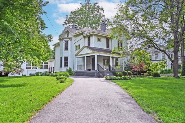 35 Walnut Avenue, Wyoming, OH 45215