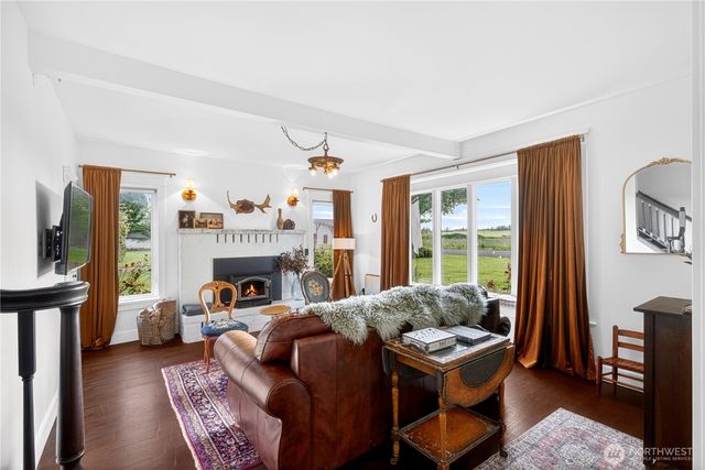 14419 T Loop Road, Bow, WA 98232