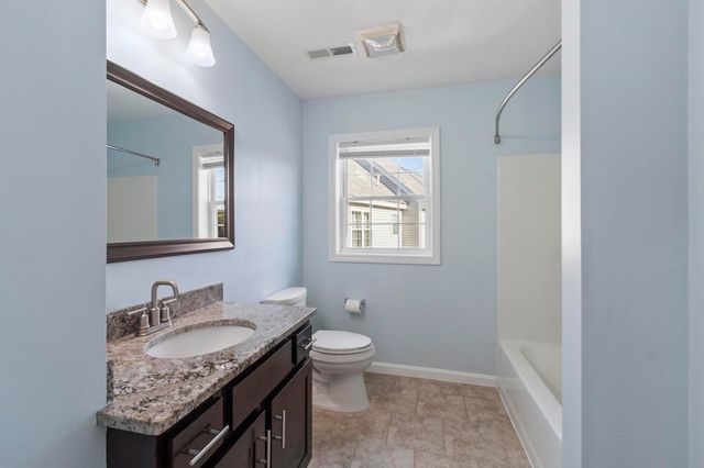 15 Bandon Circle 15, Westford, MA 01886
