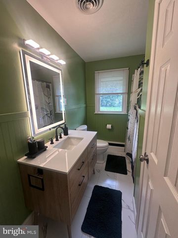 2174-B PORTER RD, Bear, DE 19701