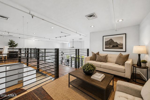 914 E OSBORN Road 417, Phoenix, AZ 85014