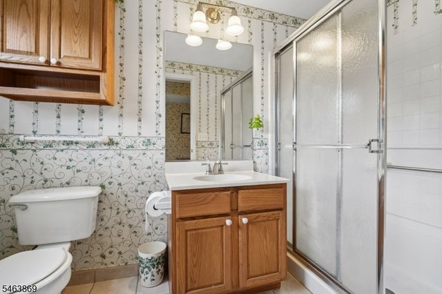 27 Karla Dr, Hanover Twp., NJ 07981