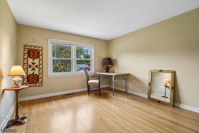 27 Karla Dr, Hanover Twp., NJ 07981