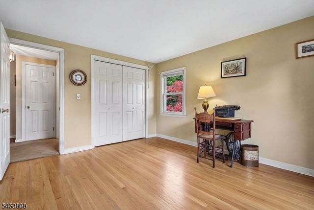 27 Karla Dr, Hanover Twp., NJ 07981