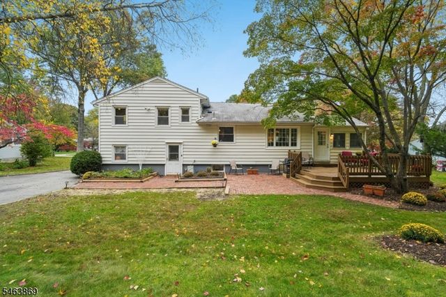 27 Karla Dr, Hanover Twp., NJ 07981