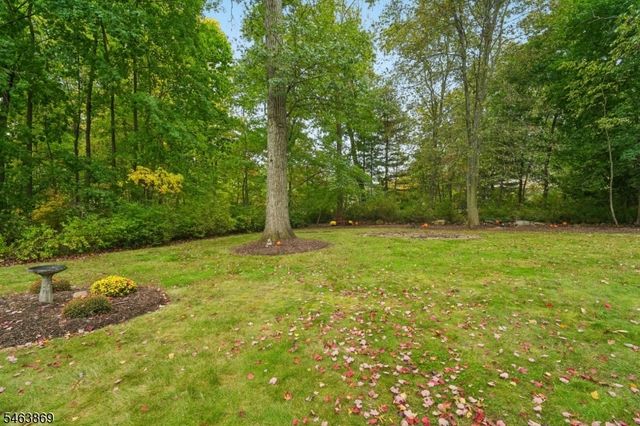 27 Karla Dr, Hanover Twp., NJ 07981