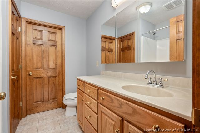 1101 Harvest Ridge Boulevard, Memphis, IN 47143