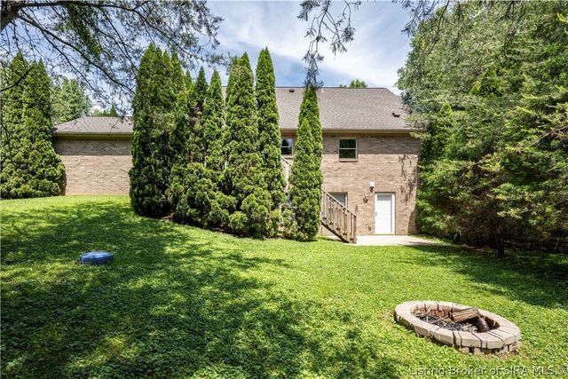 1101 Harvest Ridge Boulevard, Memphis, IN 47143