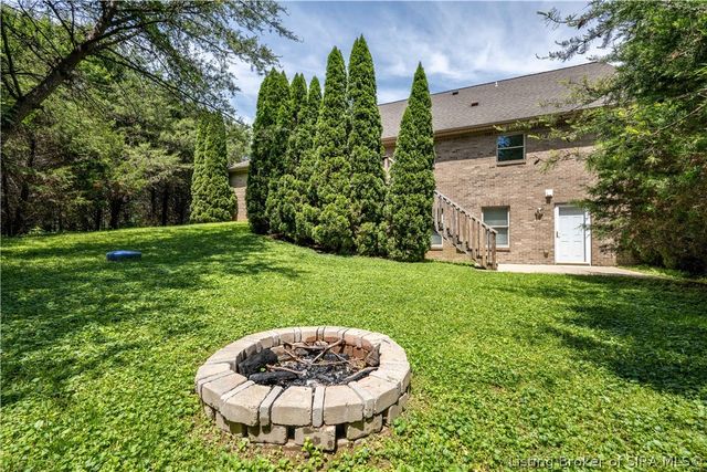 1101 Harvest Ridge Boulevard, Memphis, IN 47143