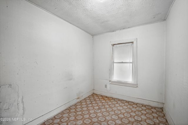 6861 TROUT RIVER Boulevard, Jacksonville, FL 32219