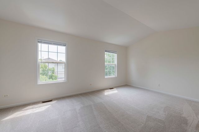 1226 BRADLEY Circle, Elgin, IL 60120