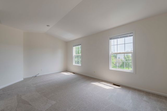 1226 BRADLEY Circle, Elgin, IL 60120