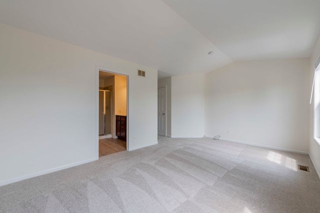 1226 BRADLEY Circle, Elgin, IL 60120