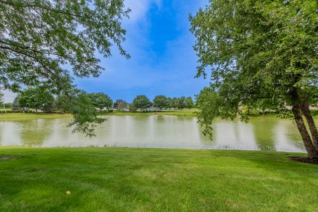 1226 BRADLEY Circle, Elgin, IL 60120