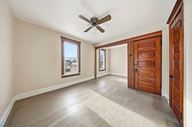 108-110 E Iroquois Street, Freeport, IL 61032