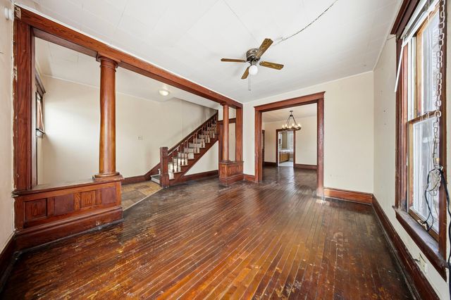 108-110 E Iroquois Street, Freeport, IL 61032