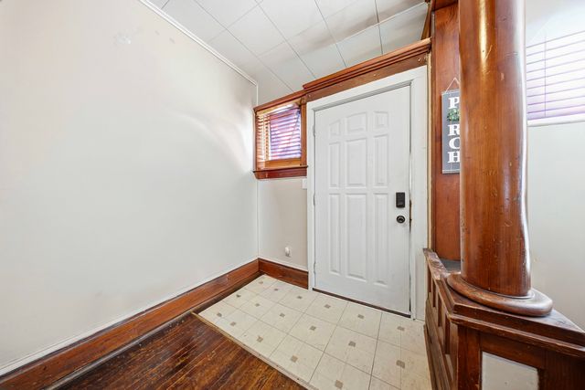 108-110 E Iroquois Street, Freeport, IL 61032