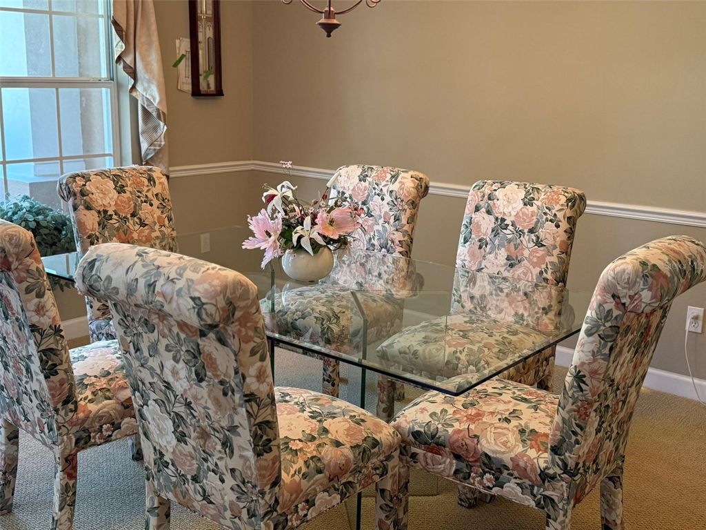 Image 5 of property listing at 10484 WISCANE AVENUE, Orlando, FL 32836