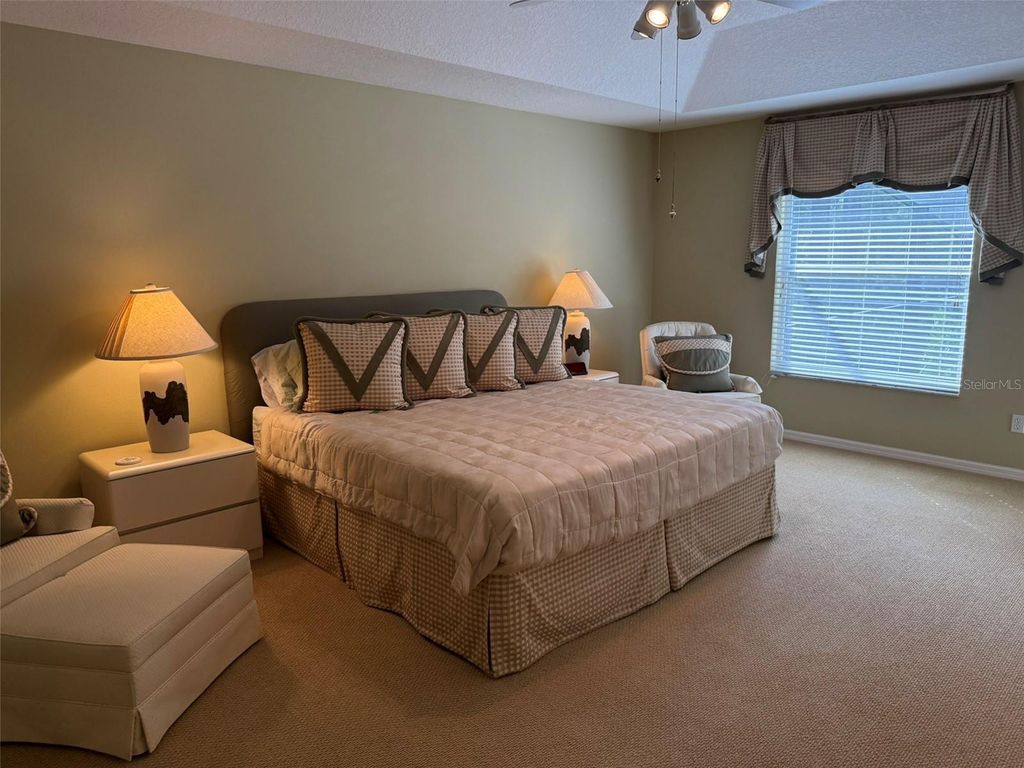 Image 42 of property listing at 10484 WISCANE AVENUE, Orlando, FL 32836