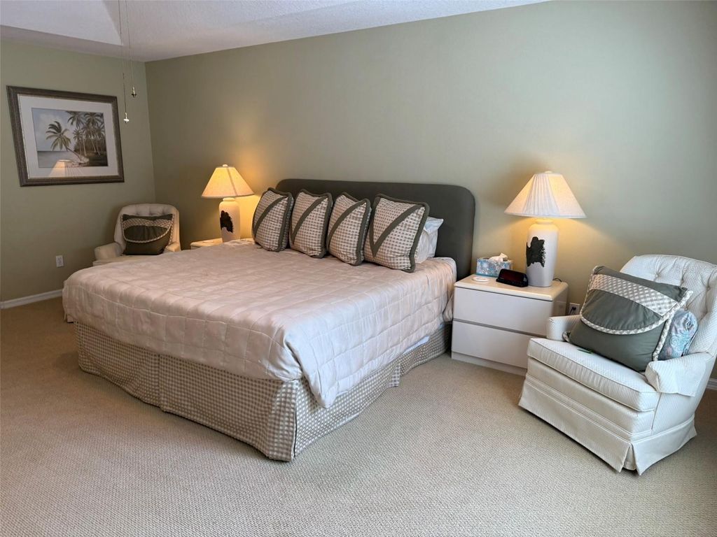 Image 43 of property listing at 10484 WISCANE AVENUE, Orlando, FL 32836